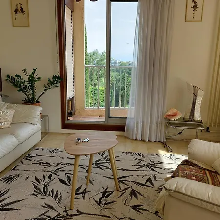 Apartment Nausicaa T2 Climatise Piscine - Axelle Loc'appart